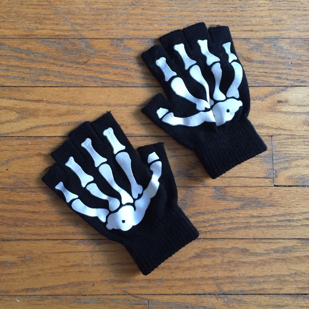 Skeleton Gloves